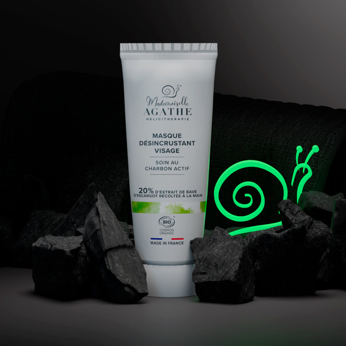 MASQUE AU CHARBON ACTIF Certifié Bio - Désincrustant & Purifiant